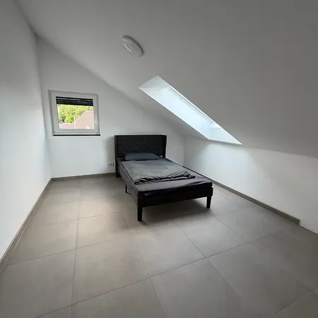 4-zimmer-wohnung Mit Balkon, Fernblick, Parkplatz, Wlan, Einbaukueche, Bad & Gaeste-wc * Grafenau (Bavaria)